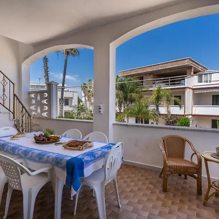 Apartamento Residenza Delle Acacie E Del Ligustro - Le Di Valentina *