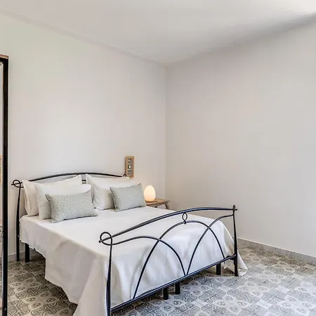 Residenza Delle Acacie E Del Ligustro - Le Di Valentina Apartamento