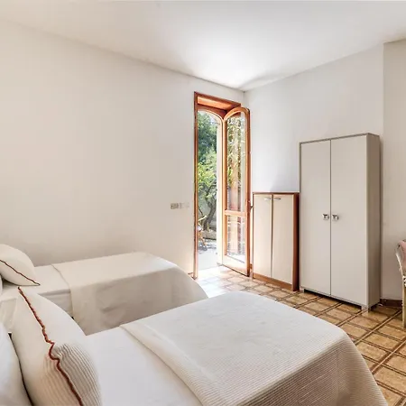 Apartamento Residenza Delle Acacie E Del Ligustro - Le Di Valentina *