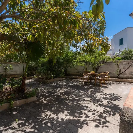 Residenza Delle Acacie E Del Ligustro - Le Di Valentina Apartamento Gallipoli